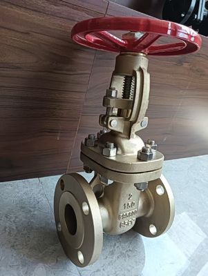 150LBのステンレス鋼CF8Mフレンズ端を備えた上昇する幹ハンドホイールゲートバルブ,流体制御と操作の容易さ